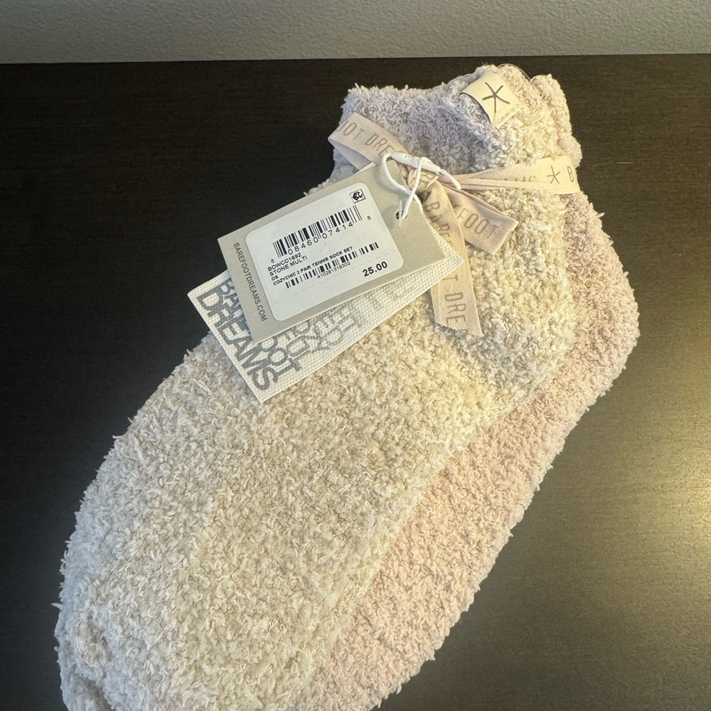 Barefoot Dreams Cozychic Tennis Sock 2 Pair Set Stone Multi NEW